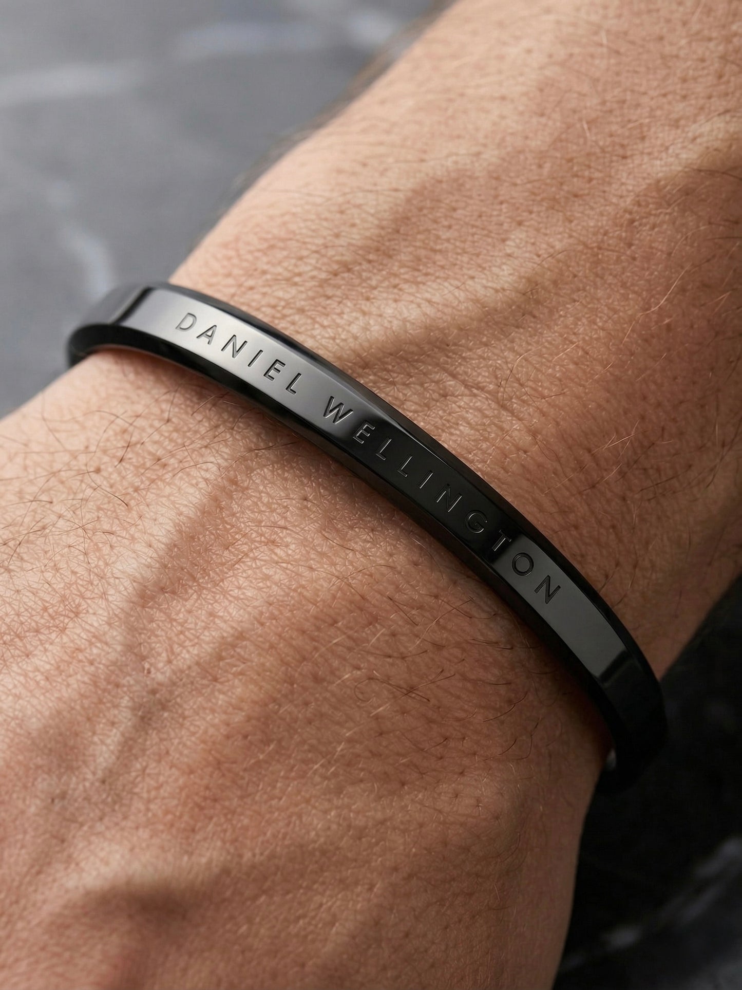 BLACK daniel wellington CUFF