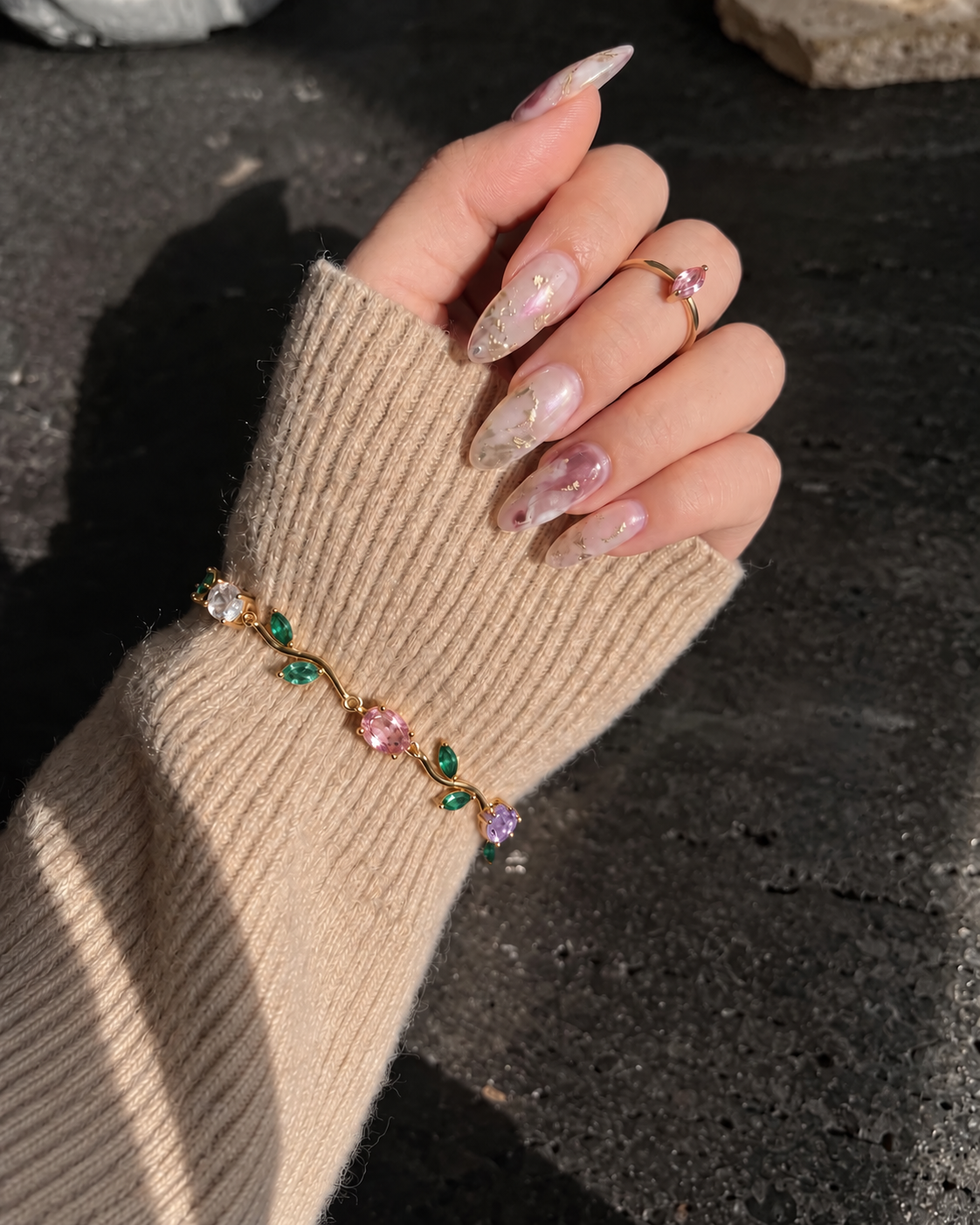 tulip bracelet