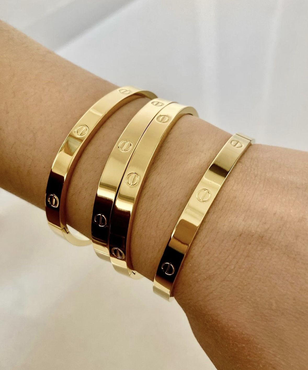 Cartier Handcuff - Gold