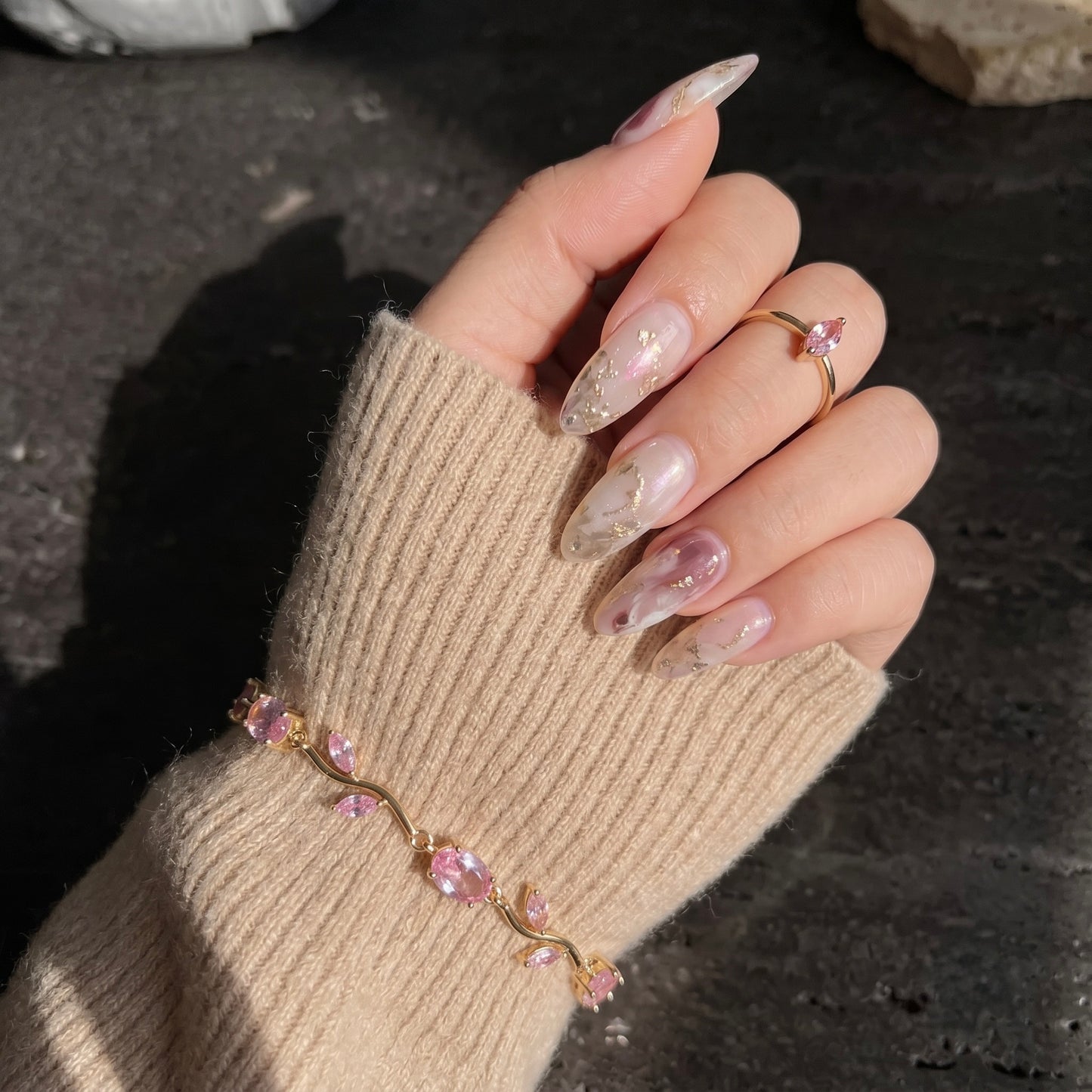 Tulip Bracelet - Pink