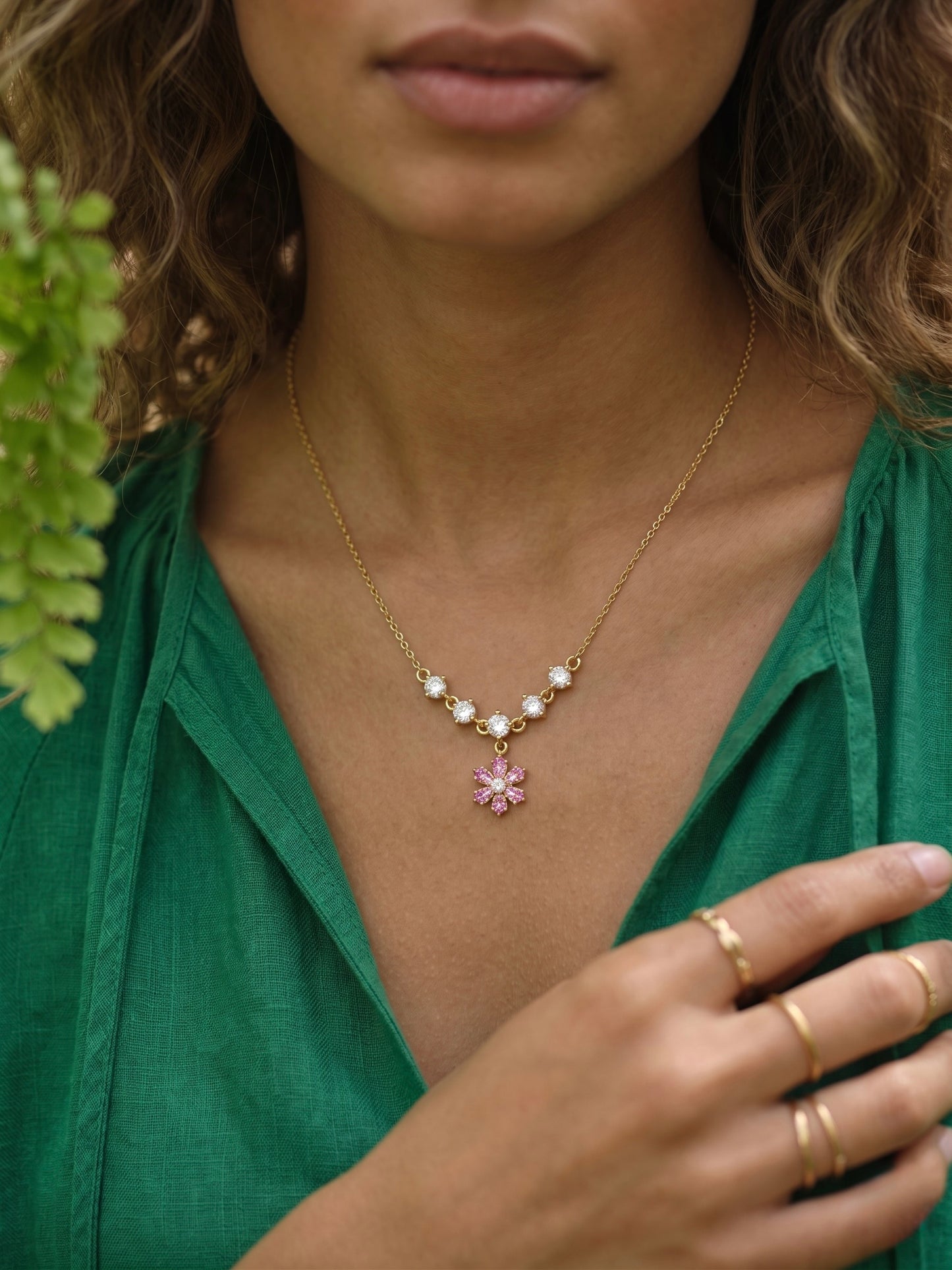 STARFLOWER NECKLACE