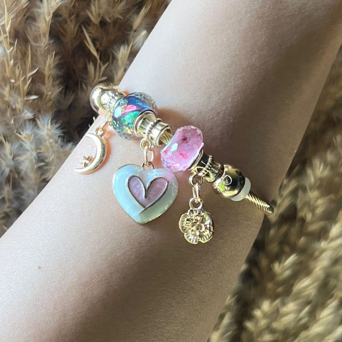 Summer heart bracelet