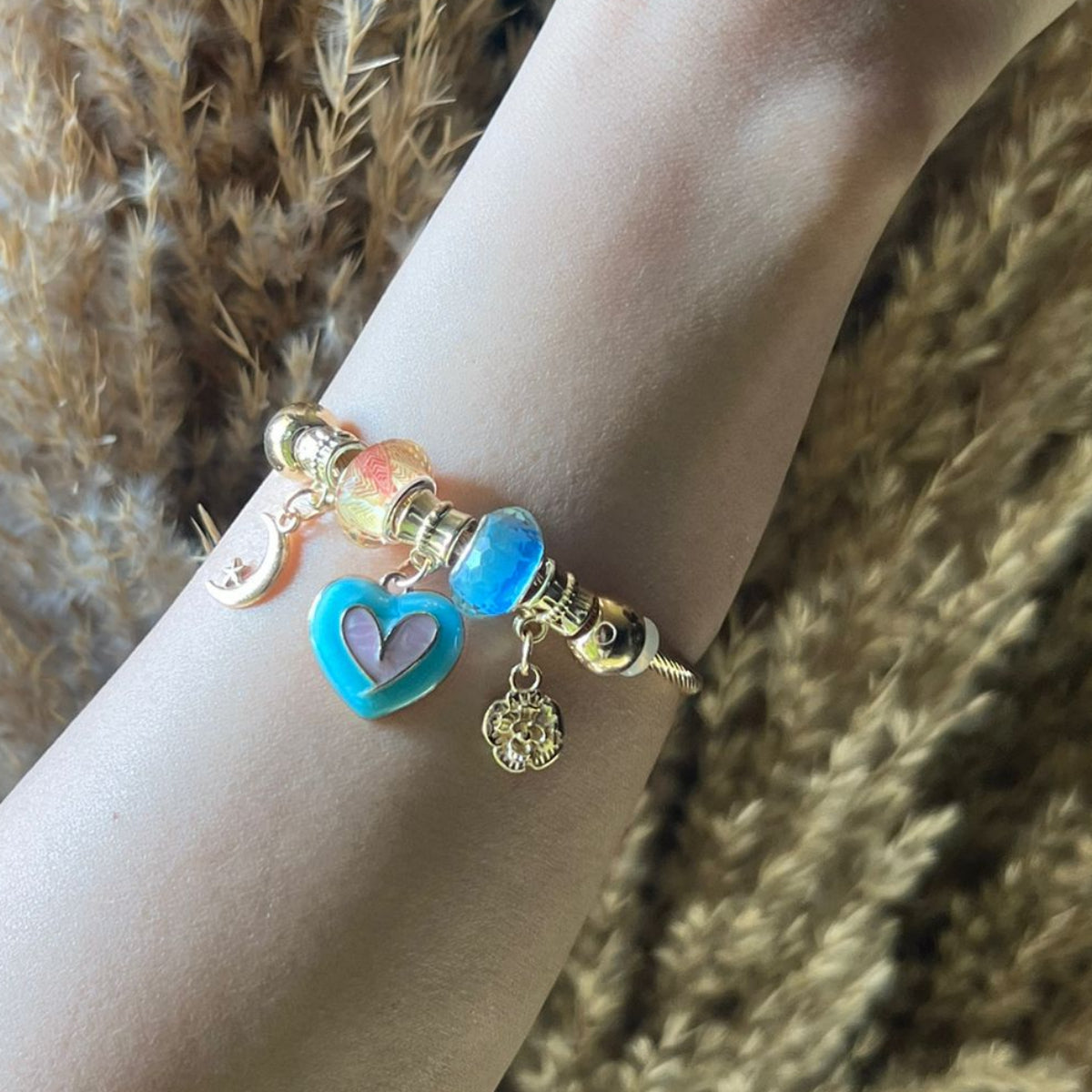 Summer heart bracelet