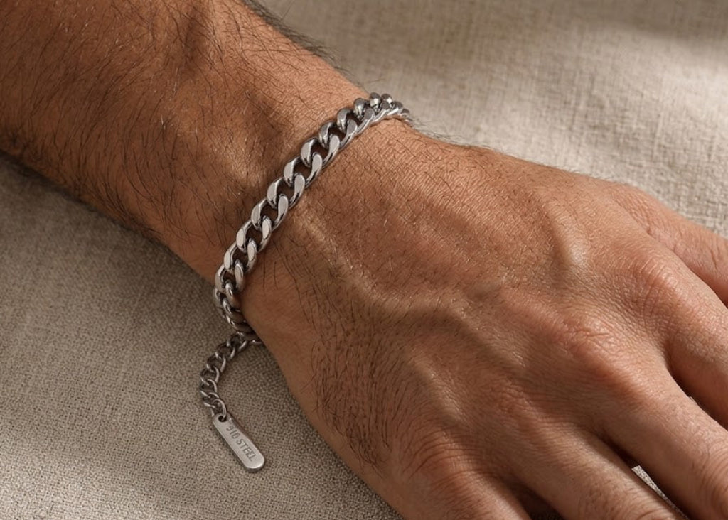 THE SILVER ESSENTIAL CURB BRACELET